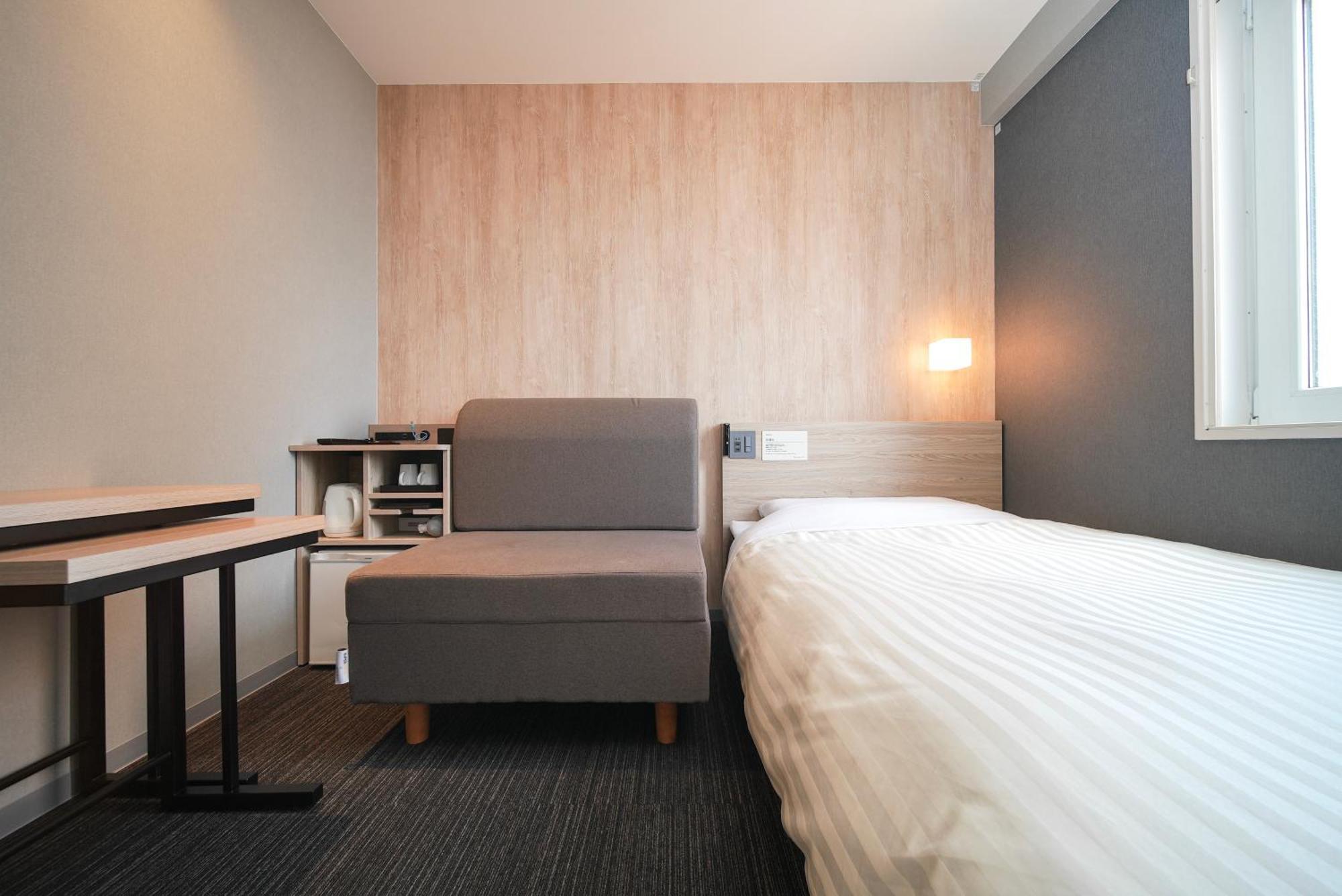 Super Hotel Хирошима Екстериор снимка